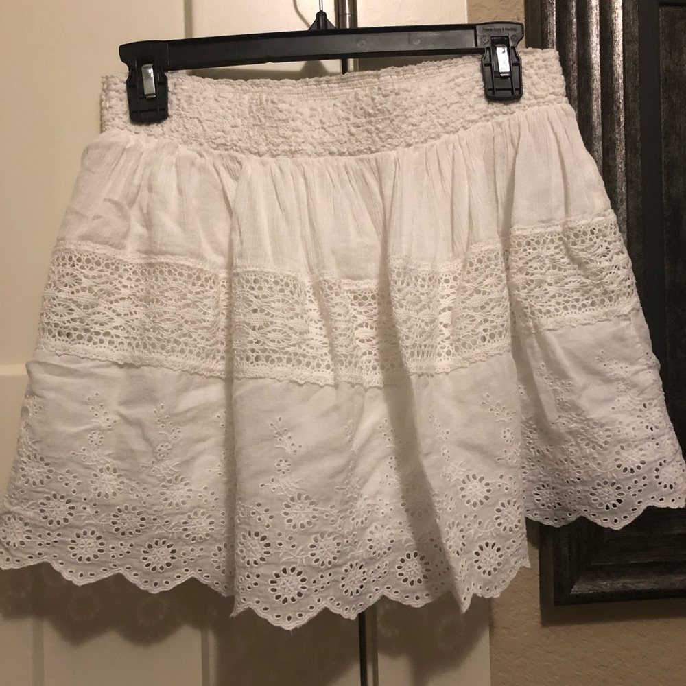 White Lined Embroidered Ralph Lauren Mini Skirt